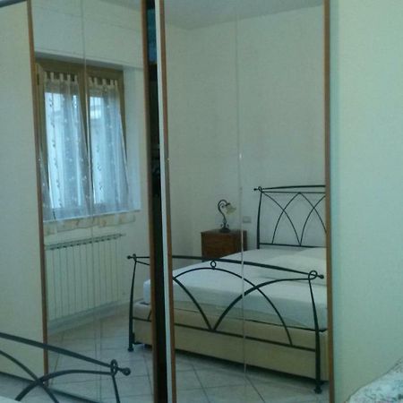 Casa Gialla Санто Стефано ди Магра Екстериор снимка