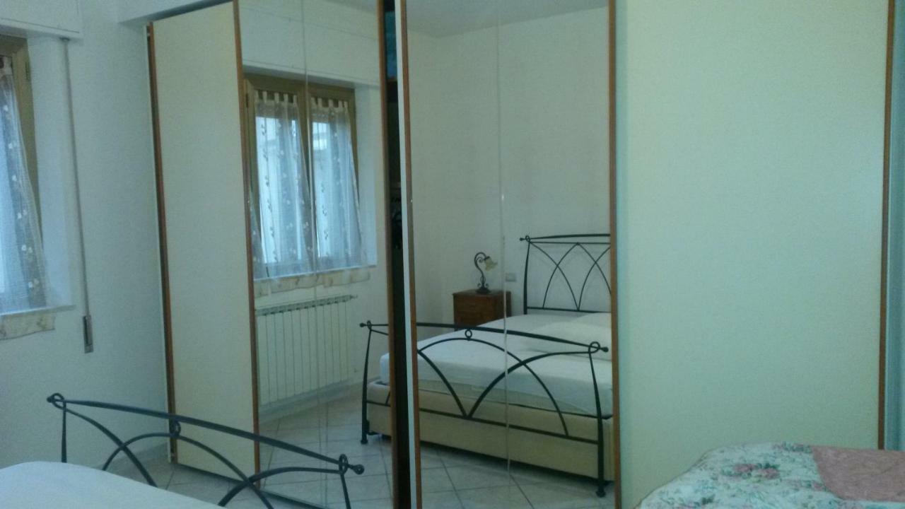Casa Gialla Санто Стефано ди Магра Екстериор снимка